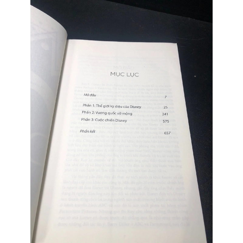 Cuộc chiến Disney, 2017, James B Stewart, mới 90% SBMQ7-0612 912572