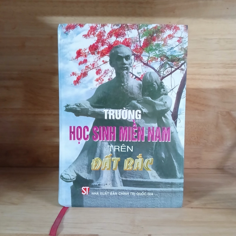 Học Sinh Miền Nam Trên Đất Bắc (2 Cuốn) 472156