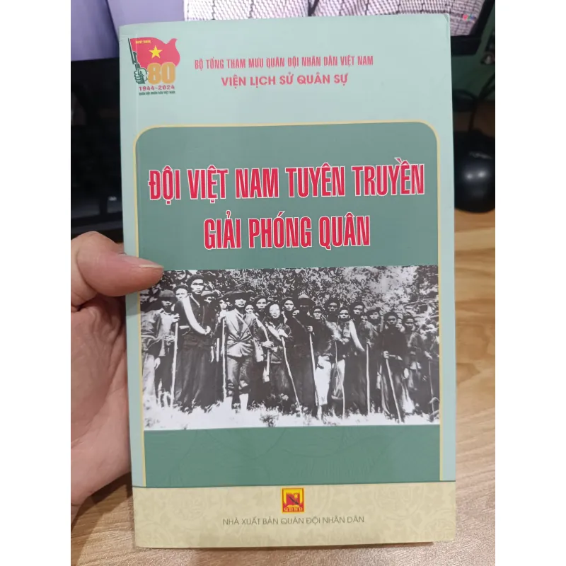 Đội Việt Nam tuyên truyền giải phóng quân  796639