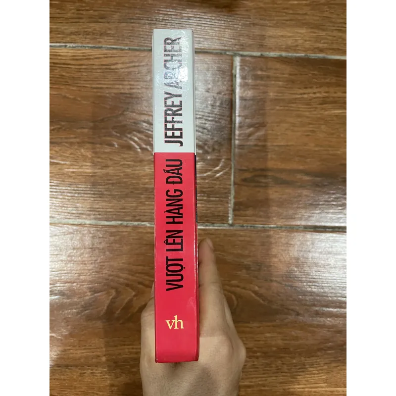 Vượt Lên Hàng Đầu - JEFFREY ARCHER (9) 956891