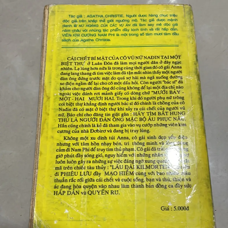 Viên kim cương Nam Phi - Agatha Christie 722882