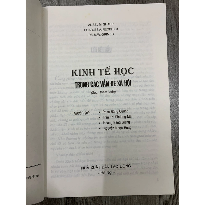 Kinh tế học trong các vấn đề xã hội. 1a5 525388