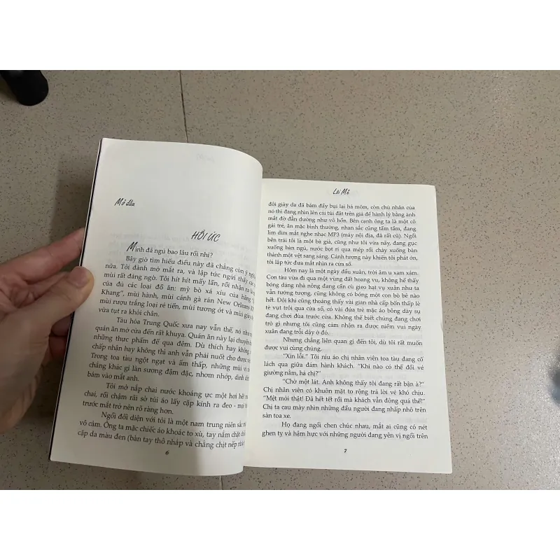 Độc giả thứ 7 và ngoại truyện 994170