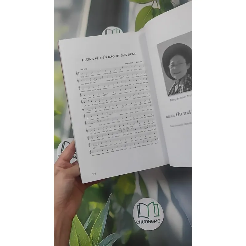 [MIỄN PHÍ BỌC SÁCH] Nhớ Một Thời Tuổi Trẻ Hào Hùng 1018896