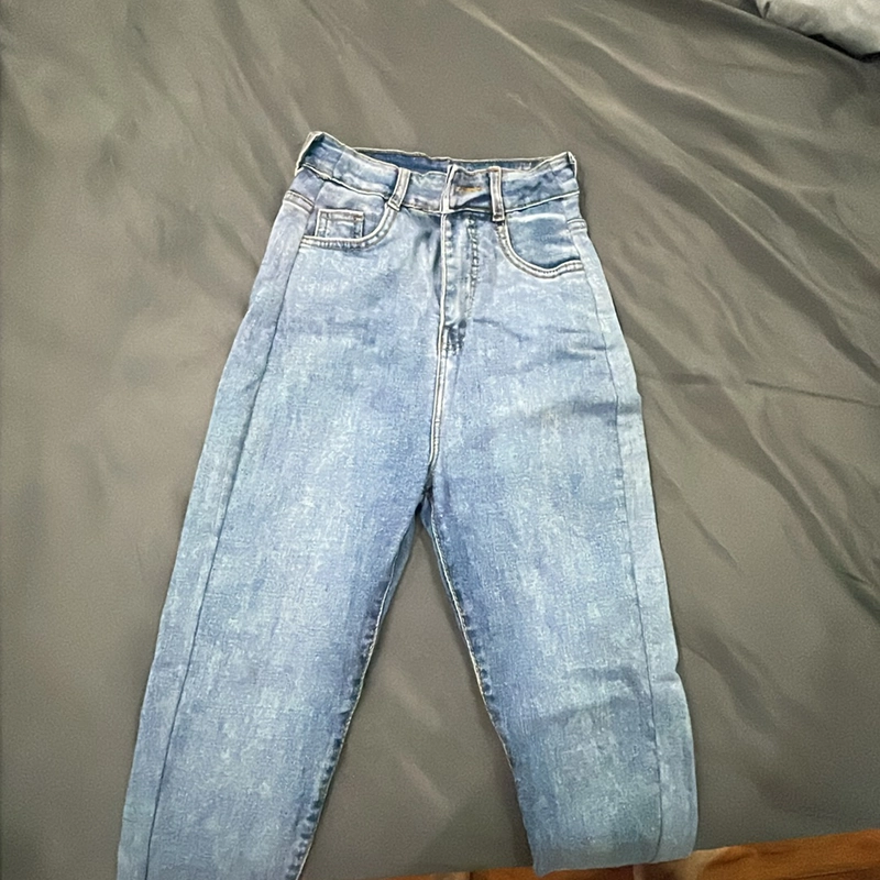 Quần jean nữ size M, màu xanh, co giãn 4 chiều, lưng cao 323946