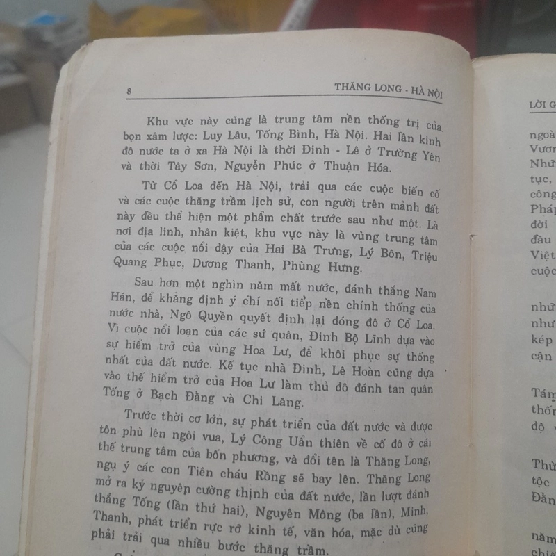 THĂNG LONG HÀ NỘI (Hoàng Tùng, PTS Lưu Minh trị chủ biên) 330309