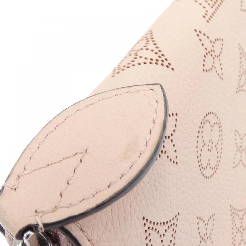 Ví Zippy Mahina M61868 của Louis Vuitton 622873