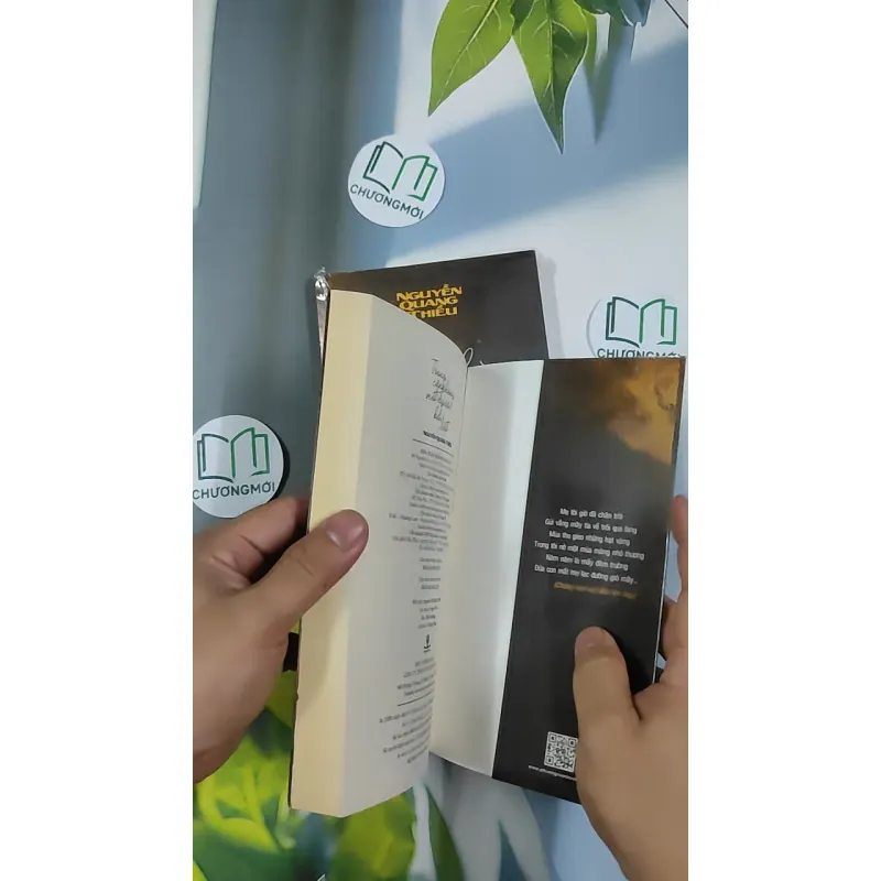 [SEAL] Trong Căn Phòng Một Người Bại Liệt - Nguyễn Quang Thiều 798863