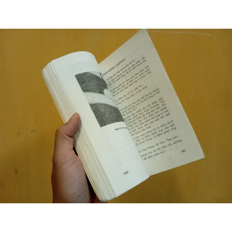 Bấm huyệt nơi bàn chân 763583