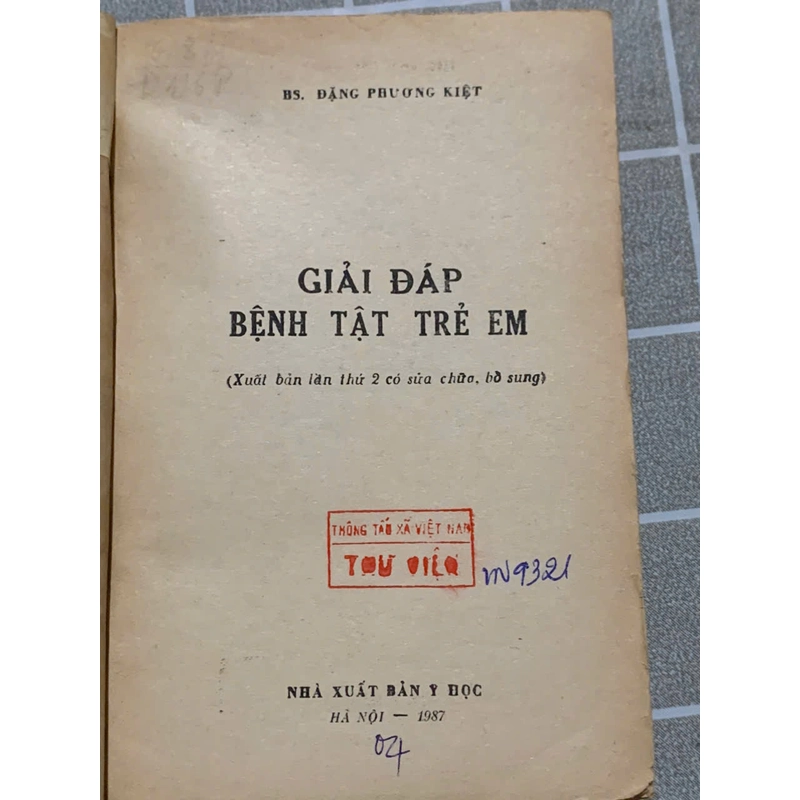 SÁCH Y HỌC - GIẢI ĐÁP BỆNH TẬT TRẺ EM - BS ĐẶNG PHƯƠNG KIỆT- 1987 543710