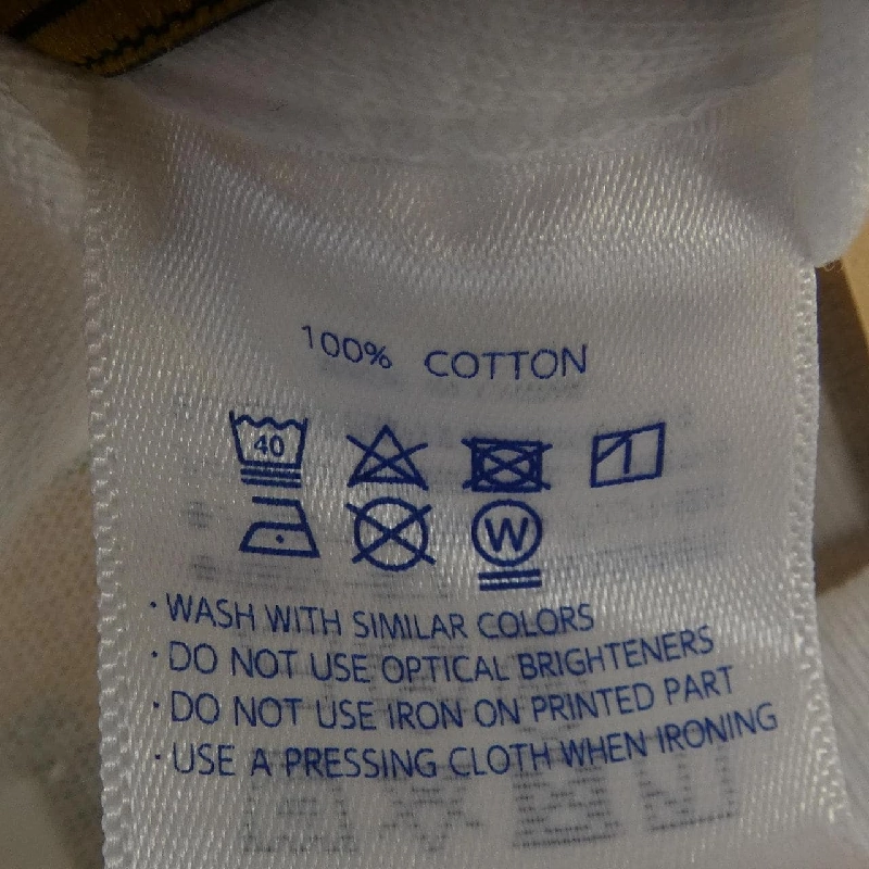 TROPHY CLOTHING T-shirt - Hàng hiệu Authentic 897702