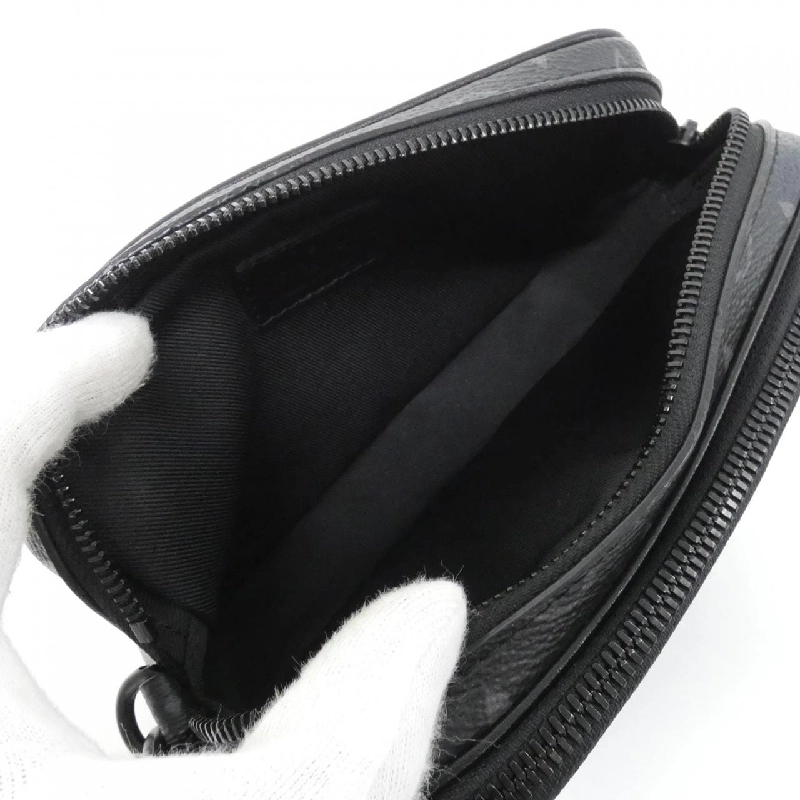 Túi đeo vai Louis Vuitton Monogram Eclipse Alpha Wearable Wallet M82542 611901