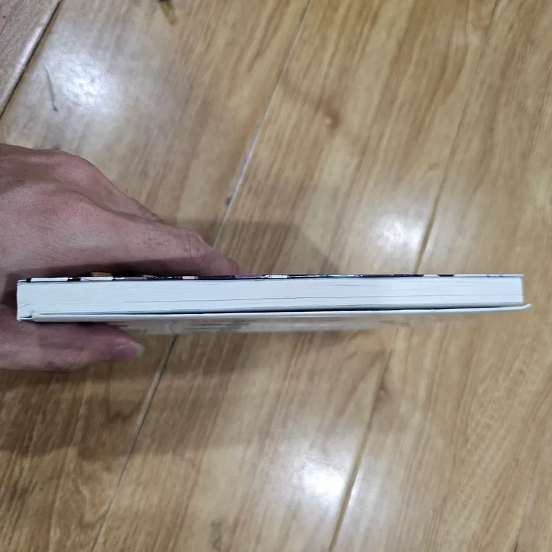 Cuốn sách của sự kết thúc IV
 736635