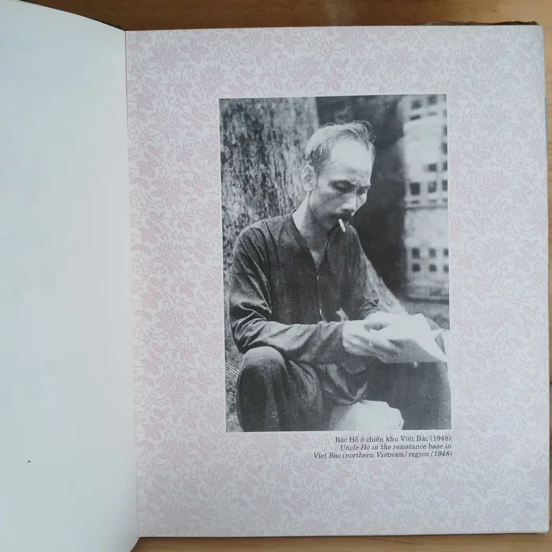 Việt Nam Hình Ảnh Cộng Đồng 54 Dân Tộc (Xb 1996) 728113