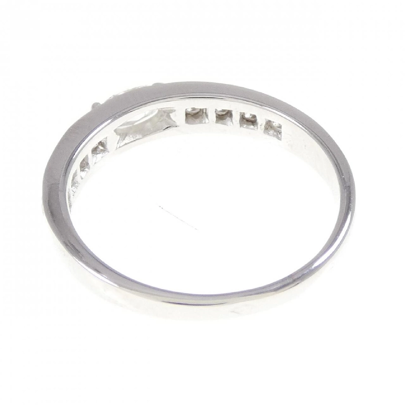 Nhẫn kim cương 750WG 0.25CT 671978