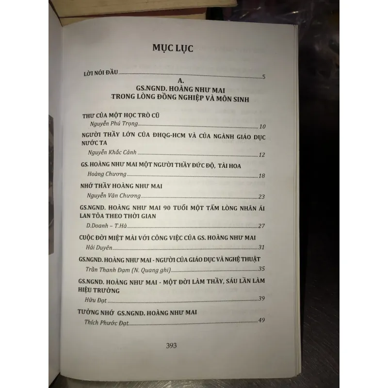 Giáo sư - Nhà giáo nhân dân Hoàng Như Mai với đồng nghiệp và môn sinh 762518