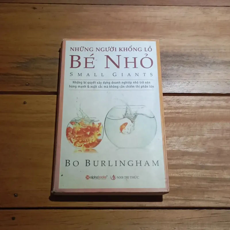 Những người khổng lồ bé nhỏ 577027