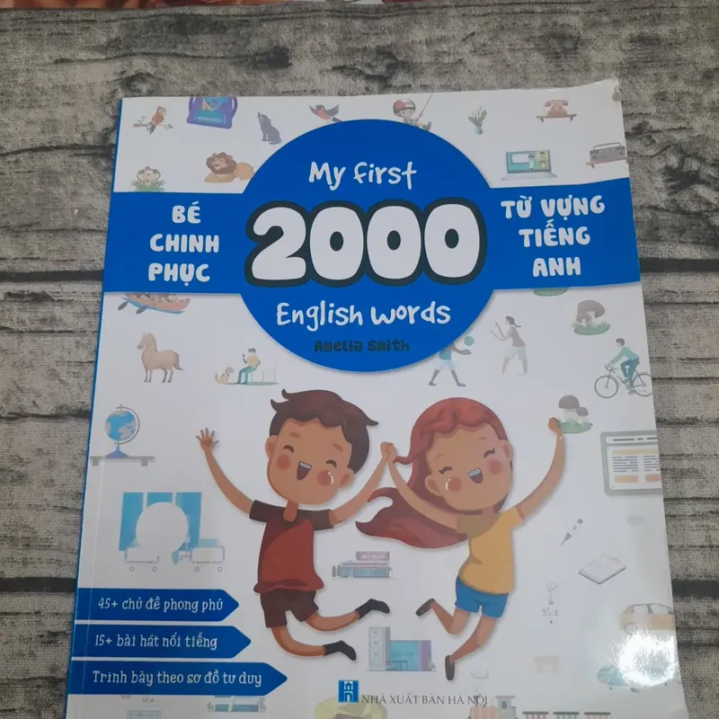 Tiếng Anh cho bé. My First 2000 English Words. Amelia Smith 674708