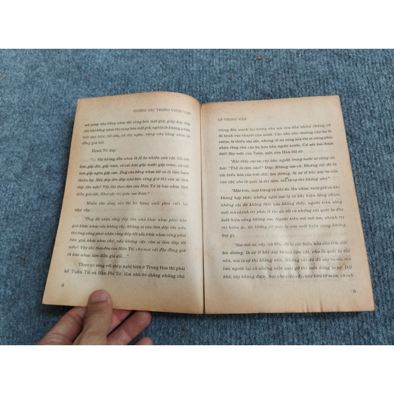HƯƠNG SẮC TRONG VƯỜN VĂN QUYỂN NHÌ - NGUYỄN HIẾN LÊ 517609