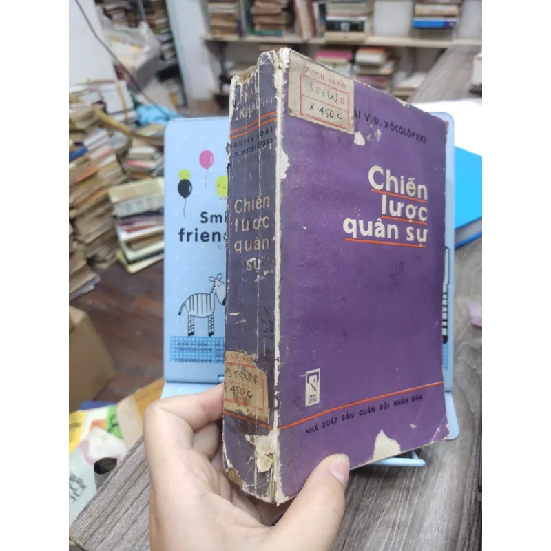Sách: Chiến lược quân sự (A2) 718298