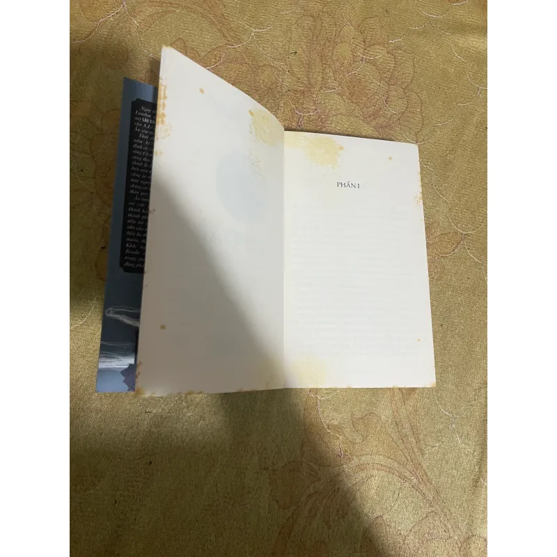 LÂU ĐÀI NGƯỜI BÁN NÓN- A.J. CRONIN 726994