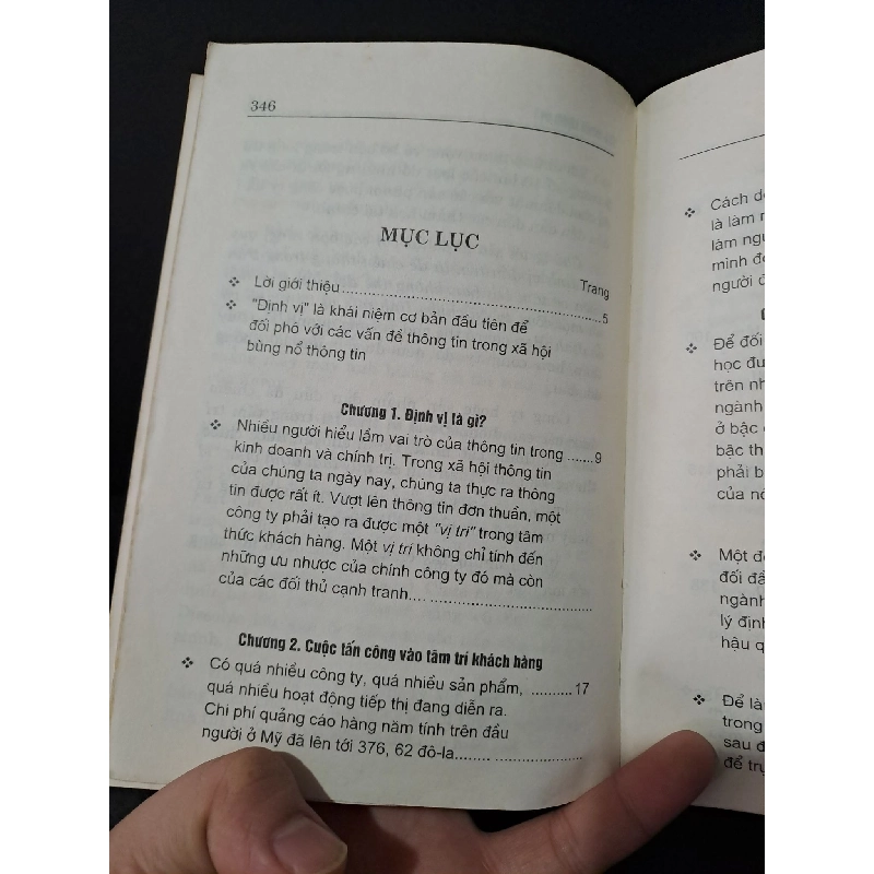 Định vị trận chiến về trí lực ngày nay mới 80% bẩn bìa, ố 2002 AI Ries and Jack Trout HCM1804 MARKETING KINH DOANH 919042