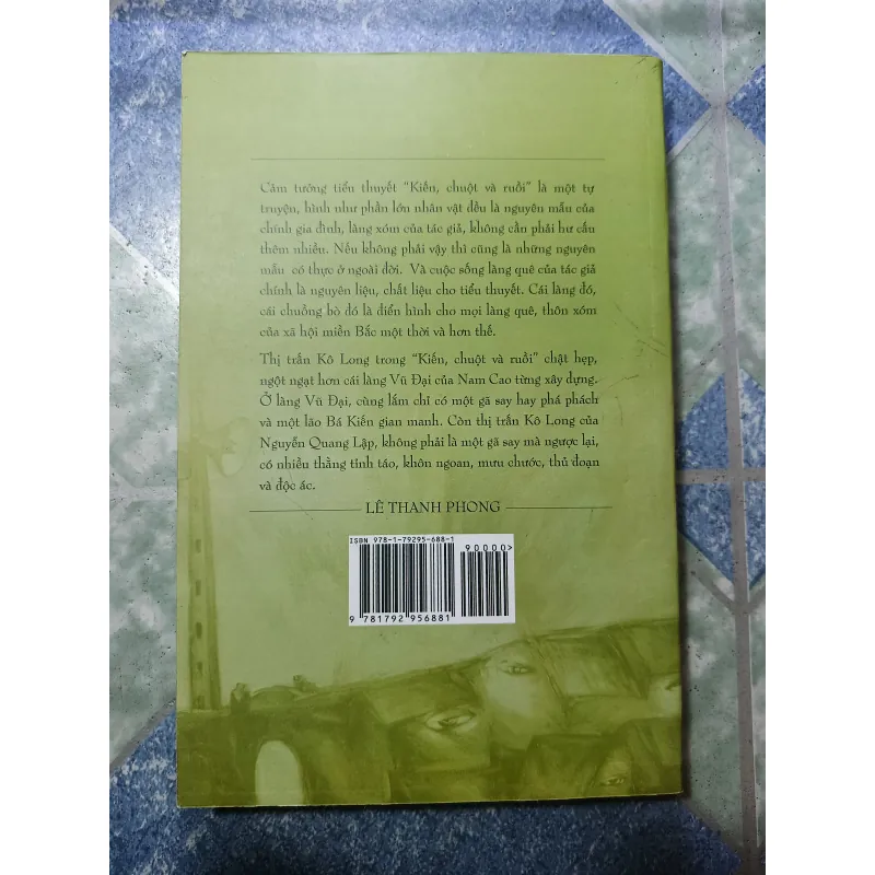 Kiến chuột và ruồi - Nguyễn Quang Lập 975074