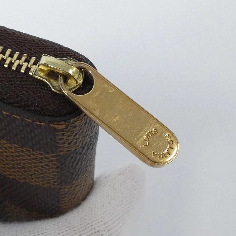 Ví tiền xu Louis Vuitton Damier Zippy N63070 621319