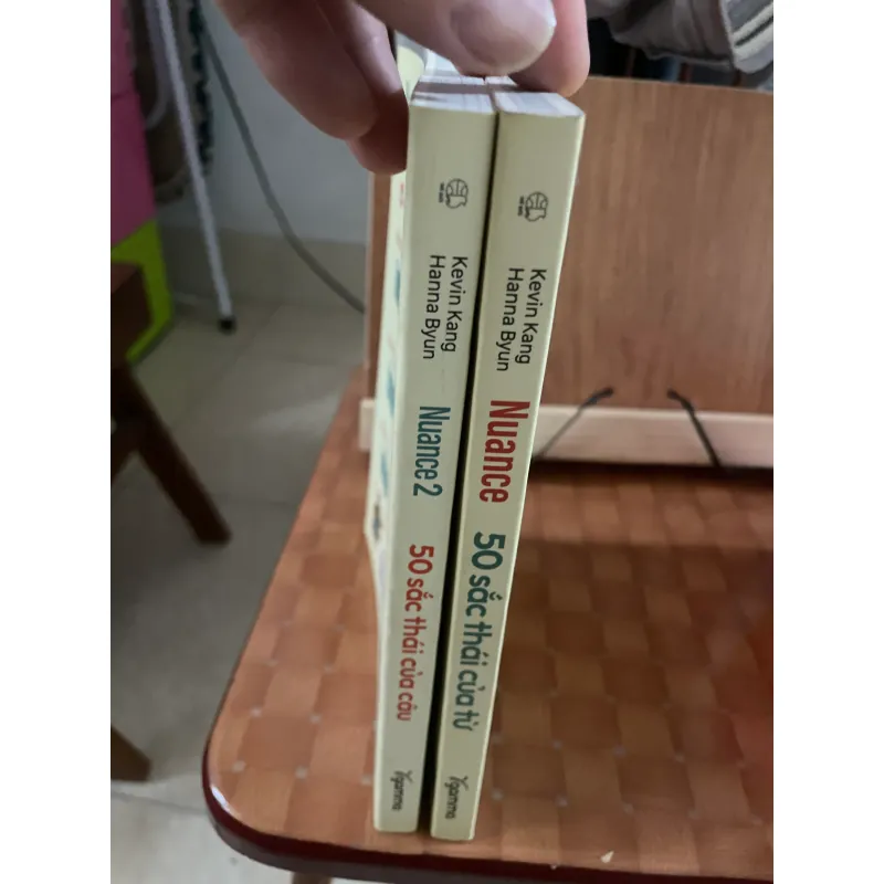 Sách Nuance 2 sắc thái câu và Nuance 50 sắc thái từ 1023539