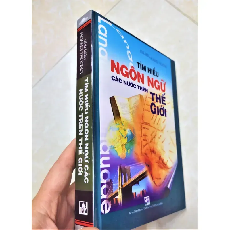 Sách: Tìm hiểu ngôn ngữ các nước trên thế giới - TG: Hoàng Trường 932557