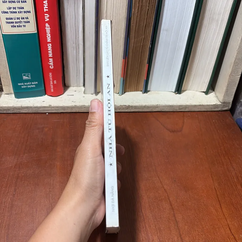 II Sách Lịch Sử: Nhà Tù Hội An (Hồi Ký) - 2000 723360