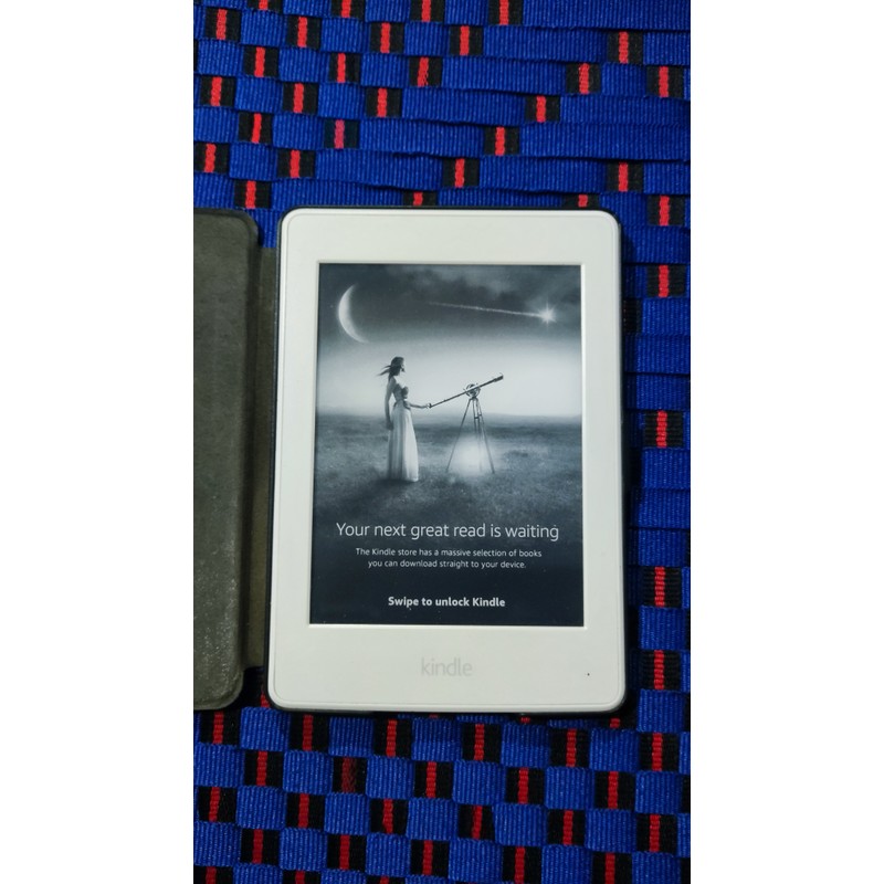 Máy đọc sách kindle paperwhite 3 trắng 4gb 141104