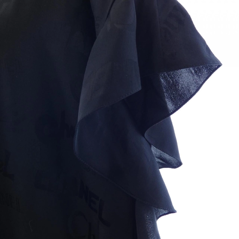 Chanel CHANEL P72427V63957 22P Áo thun 628239