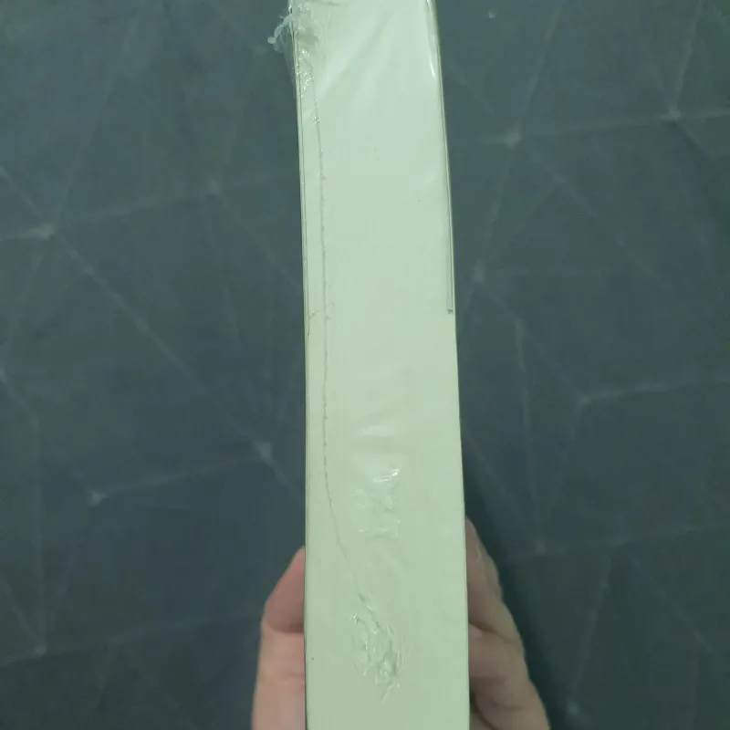 "Xa lạ trong tôi" (seal) - Orhan Pamuk (Nhã Nam) 752944