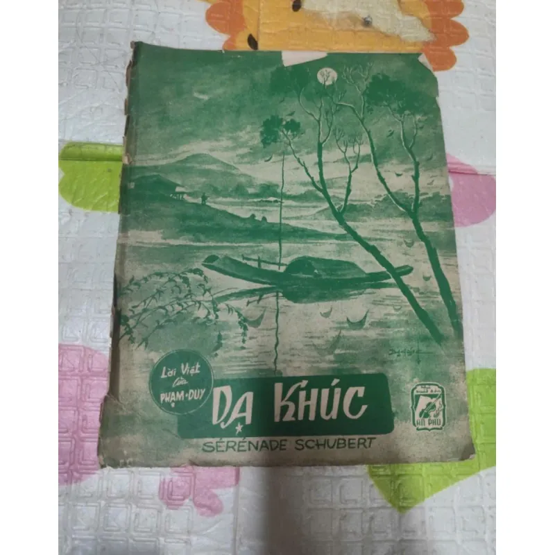  DẠ KHÚC – Phạm Duy (1954)

Tờ nhạc xưa in lần đầu 932660