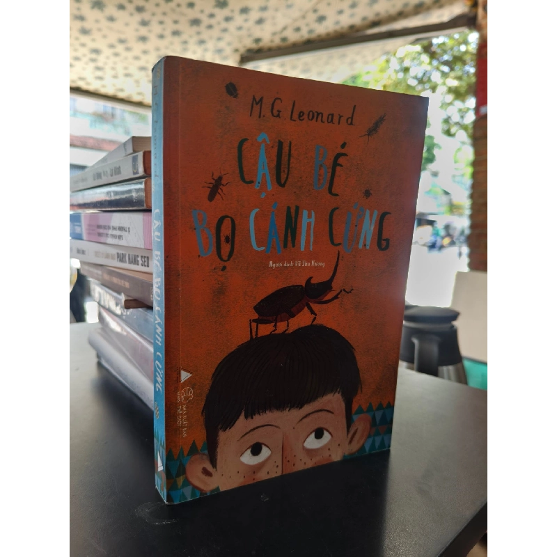 Cậu bé bọ cánh cứng - M.G.Leonard 749632