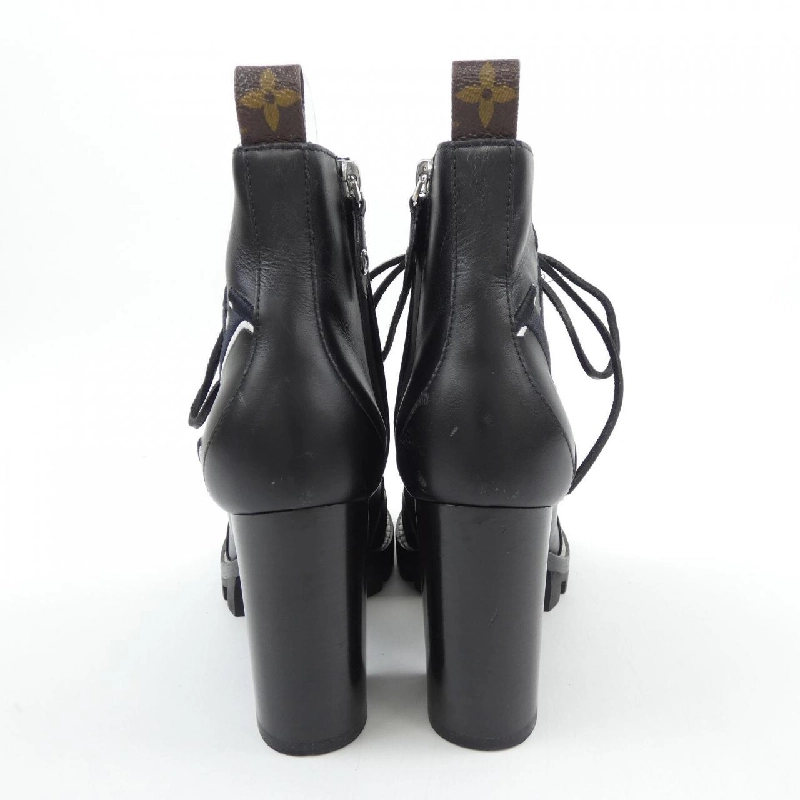 Giày bốt dòng Star Trail của Louis Vuitton 657672