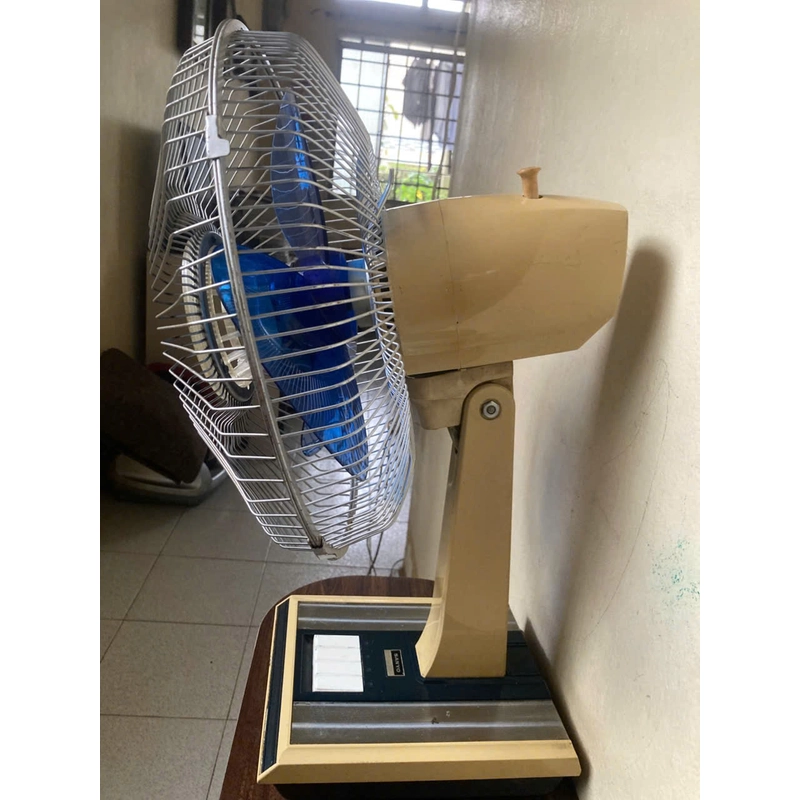 Quạt bàn  Nhật Sanyo 2 đường băng cổ cánh đẹp 473191