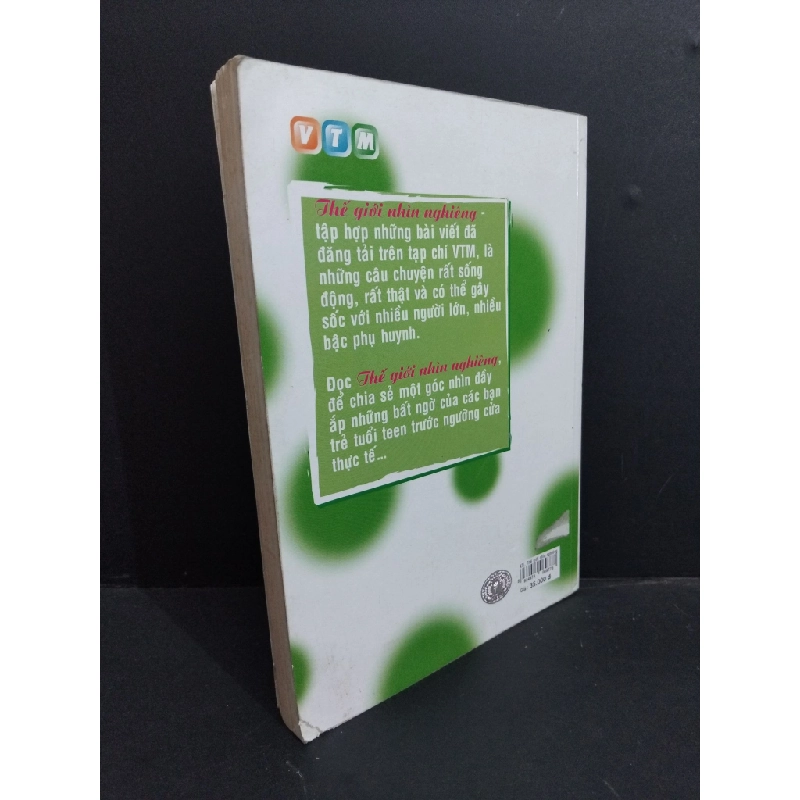 [Phiên Chợ Sách Cũ] Thế Giới Nhìn Nghiêng - Nhiều Tác Giả 0812 335188