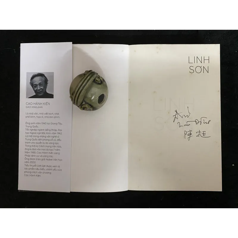 Linh Sơn- Cao Hành Kiện (Trần Đĩnh dịch- có chữ ký ) 1030251