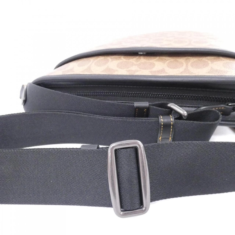 【Sản phẩm mới】Túi đeo vai Coach CW227 613274