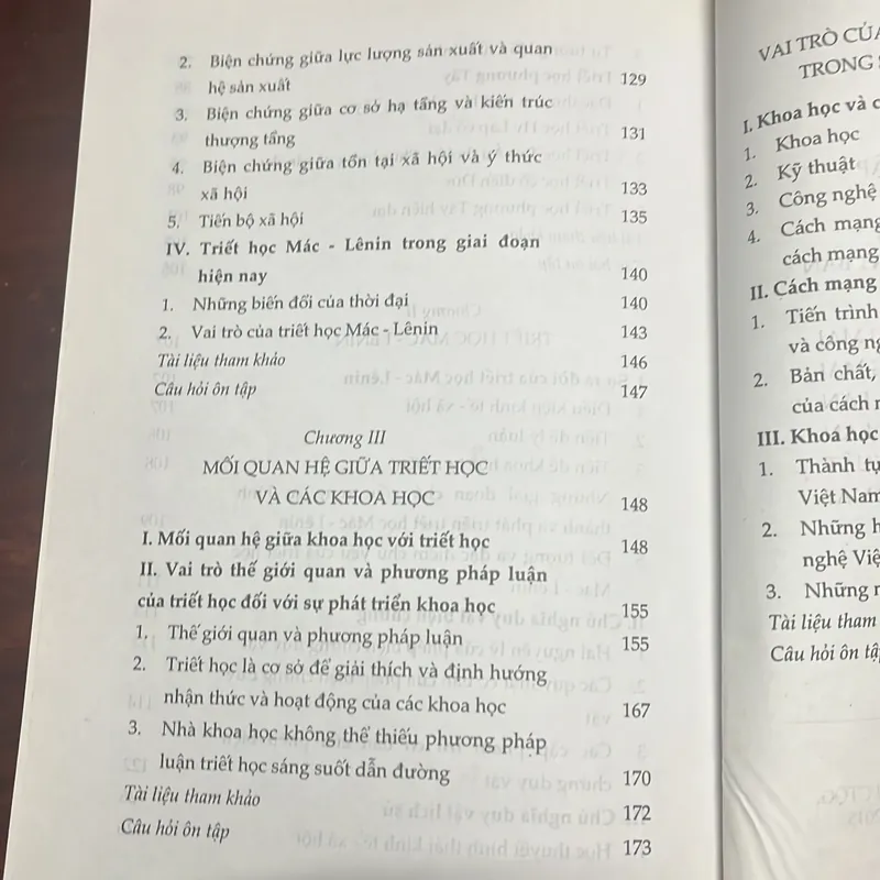 [chính trị - pháp luật] Giáo trình Triết học  709211