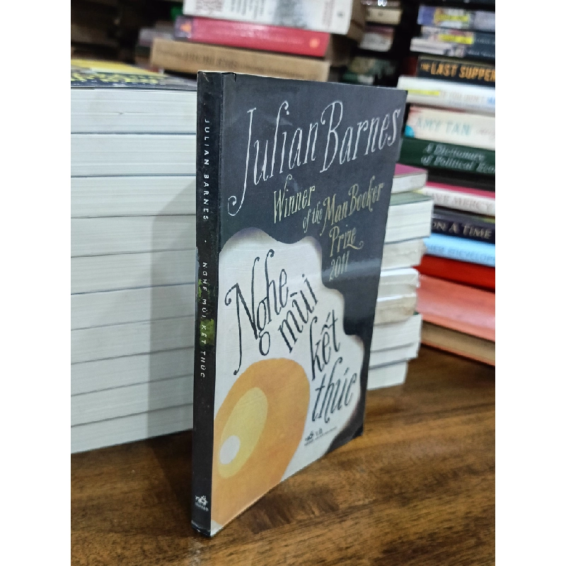 Nghe mùi kết thúc - Julian Barnes (Nghiêm Quỳnh Trang dịch) 465533