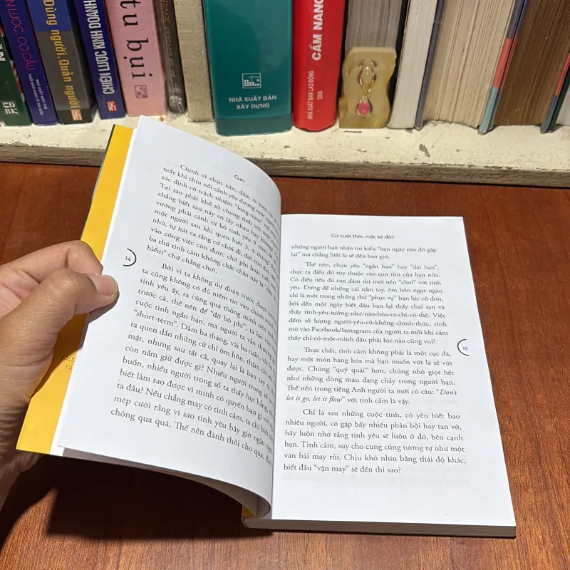 II Sách Kỹ Năng: Cứ Cười Thôi, Mặc Kệ Đời - Gari - 2018 791025