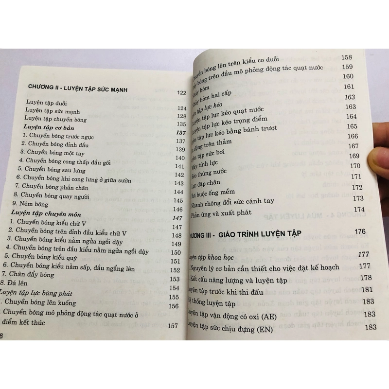 KỸ XẢO BƠI LỘI  - 244 trang, nxb: 2006 361495