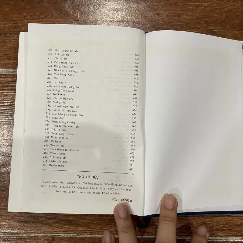 Thơ Tố Hữu (10) 1003440