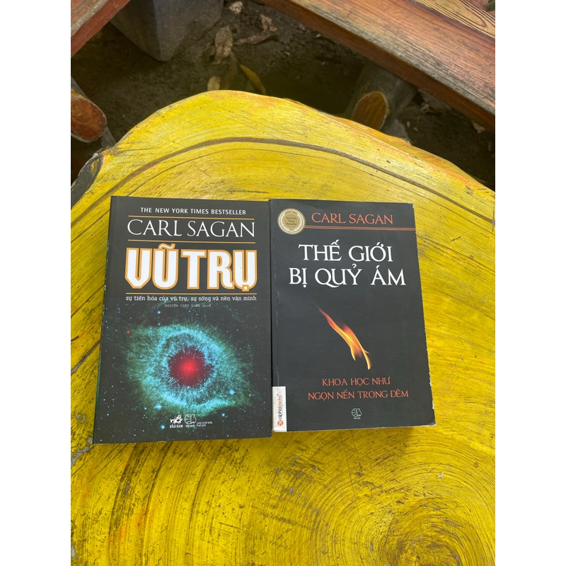 COMBO CARL SAGAN : VŨ TRỤ - THẾ GIỚI NHƯ BỊ QUỶ ÁM - khoa học như ngọn nến trong đêm 538465
