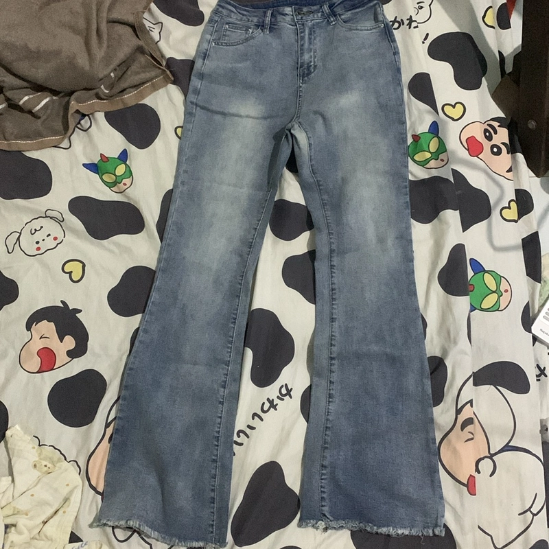 Quần jean ống loe nữ size M màu xanh nhạt 444129
