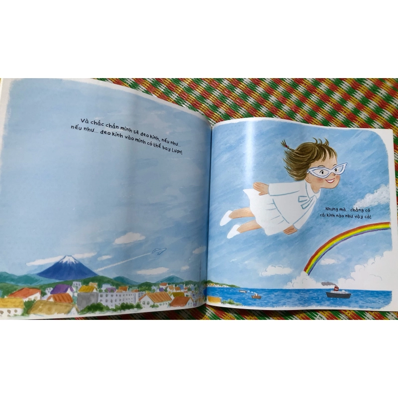 Ehon cho bé - Bí mật của kính cận ( mới 100% bìa 36k) 461181