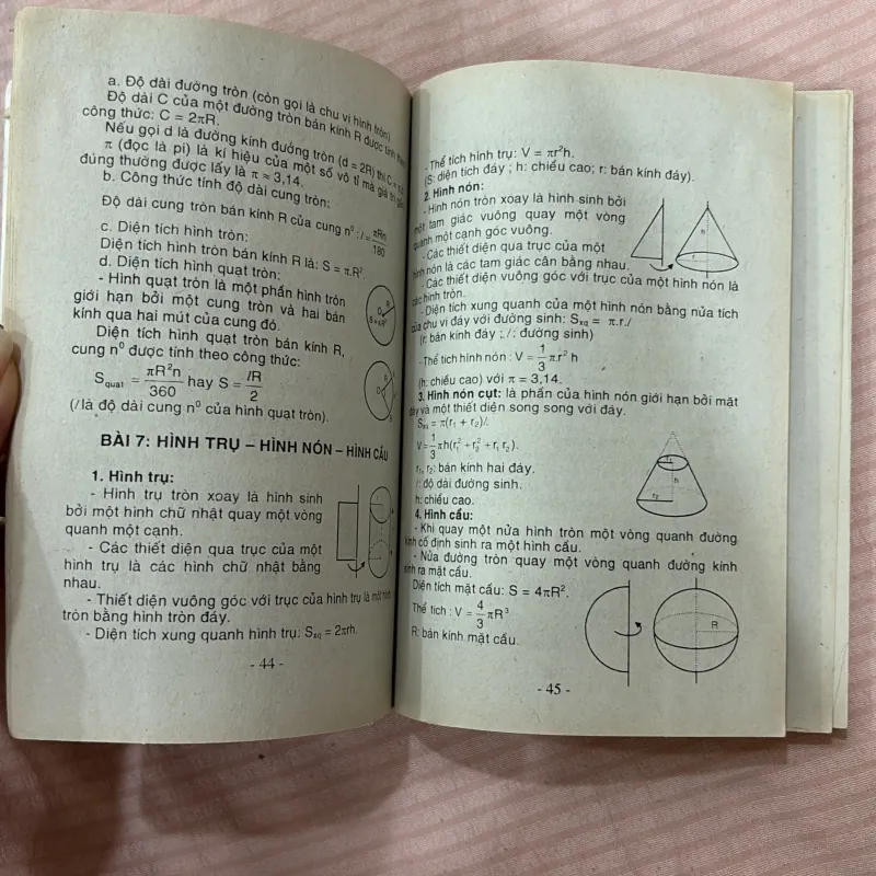 Cẩm nang ôn toán lý hóa 1026371